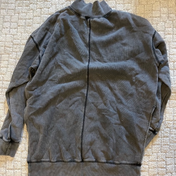 Free People Smocked Neck Crew Neck Sweatshirt - Picture 2 of 3